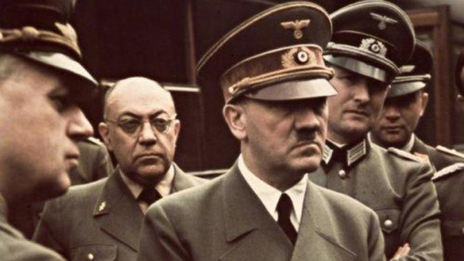 Adolf Hitler'in ''Dünyada tek bir ülke olsaydı, sanayisi Almanlardan, ordusu Türklerden, f***şesi Fransızlardan olurdu" sözüne katılıyor musunuz?