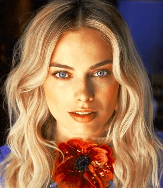 Margot Robbie çok güzel değil mi?