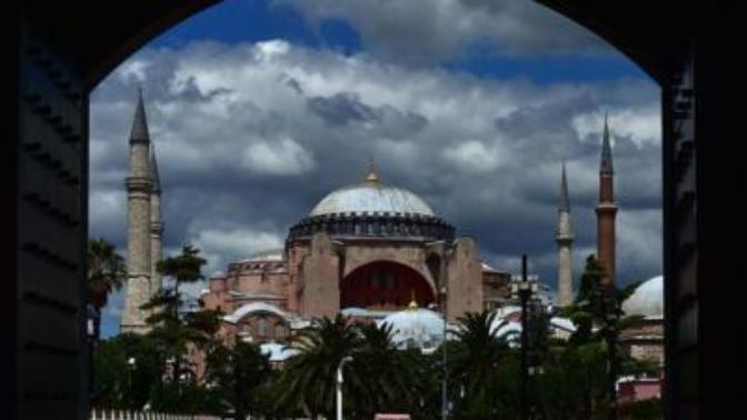 Ayasofya alınan kararla cami oldu sizce cami olması gerekli miydi? ?