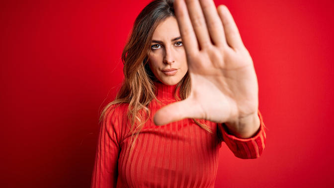 Şiddete karşı #BenVarım diyoruz! Kadınlar gördüğü şiddeti maskelemesin diye neler yapıyorsun?