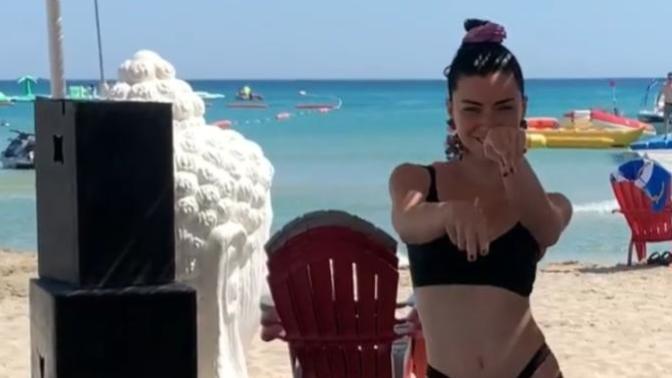 Merve Boluğur parayı nereden kazanıyor sizce?