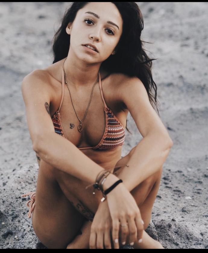 Zeynep Bastık güzel mi sizce?