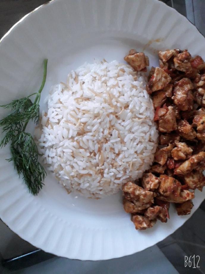 Pirinç pilavı yaparken kapağı açık mı olmalı kapalı mı?