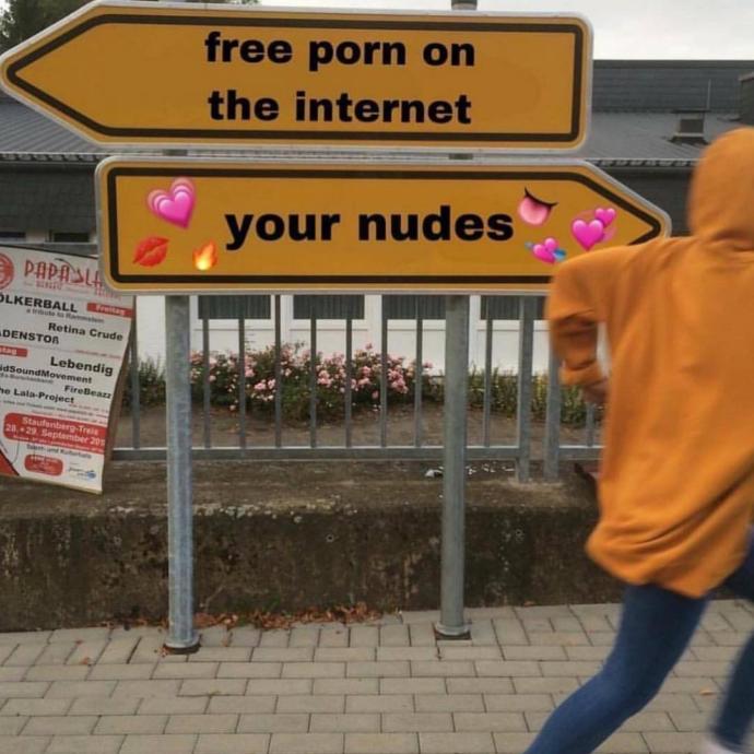 Porncu musunuz nudecu mu?