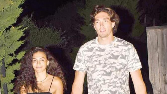 Cedi Osman ve Ebru Şahin birbirlerine çok yakışıyorlar. Sizin birbirine yakıştırdığınız başka ünlüler var mı?