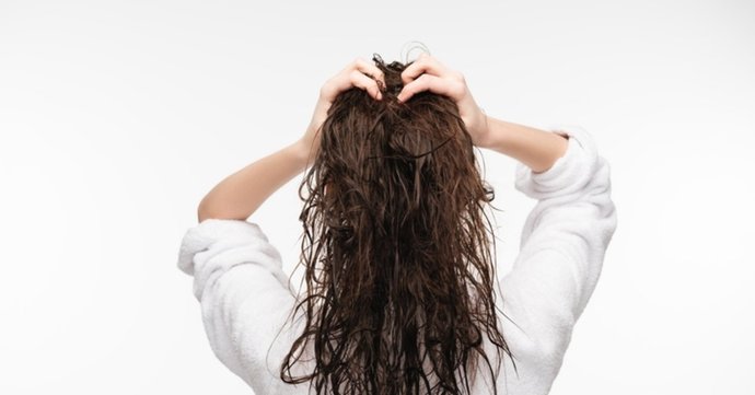 Islak ıslak saç bağlanır mı?