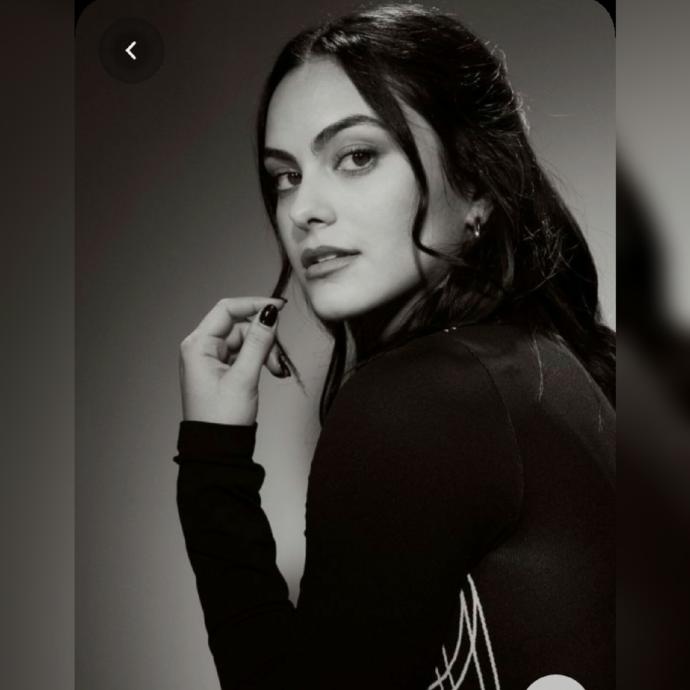Sizce Camila Mendes güzel mi (fotoğraflı)?