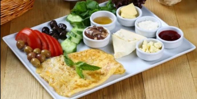 Kociş sunumu yapan kızlarımızın amacı ne olabilir?