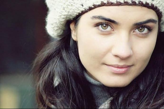 Hande Erçel’in güzelliği bu kadar abartılırken Tuba Büyüküstün neden abartılmıyor?