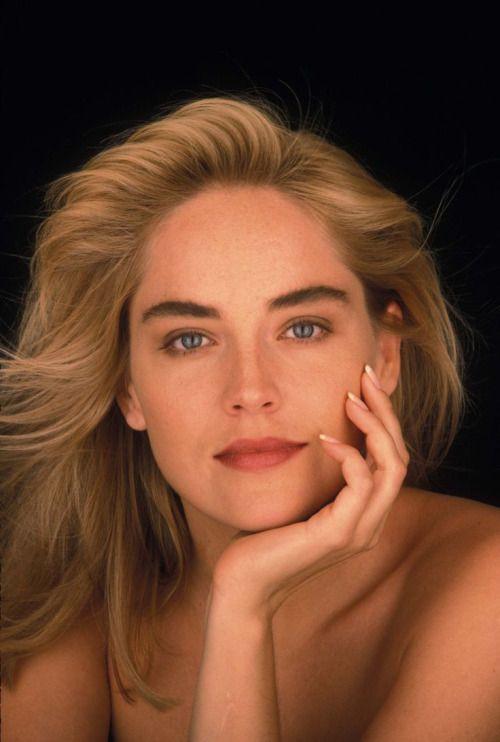 Barbara Palvin mi Sharon Stone mu?