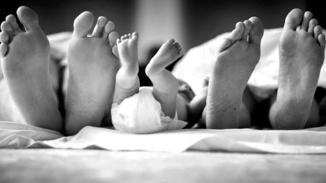 Bebeğinizin Önce Anne Mi Baba Mı Demesini İstersiniz?