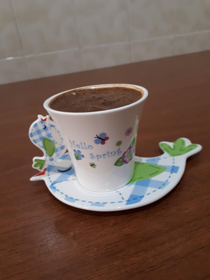 Bana ne alınır ya kahve ya kahve fincanı ☺