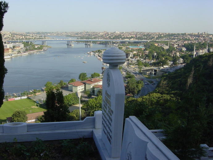 Piyer loti tepesi Eyüp mezarlığı