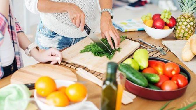 Yemek yaparken dağınık mı çalışırsınız toplu mu?