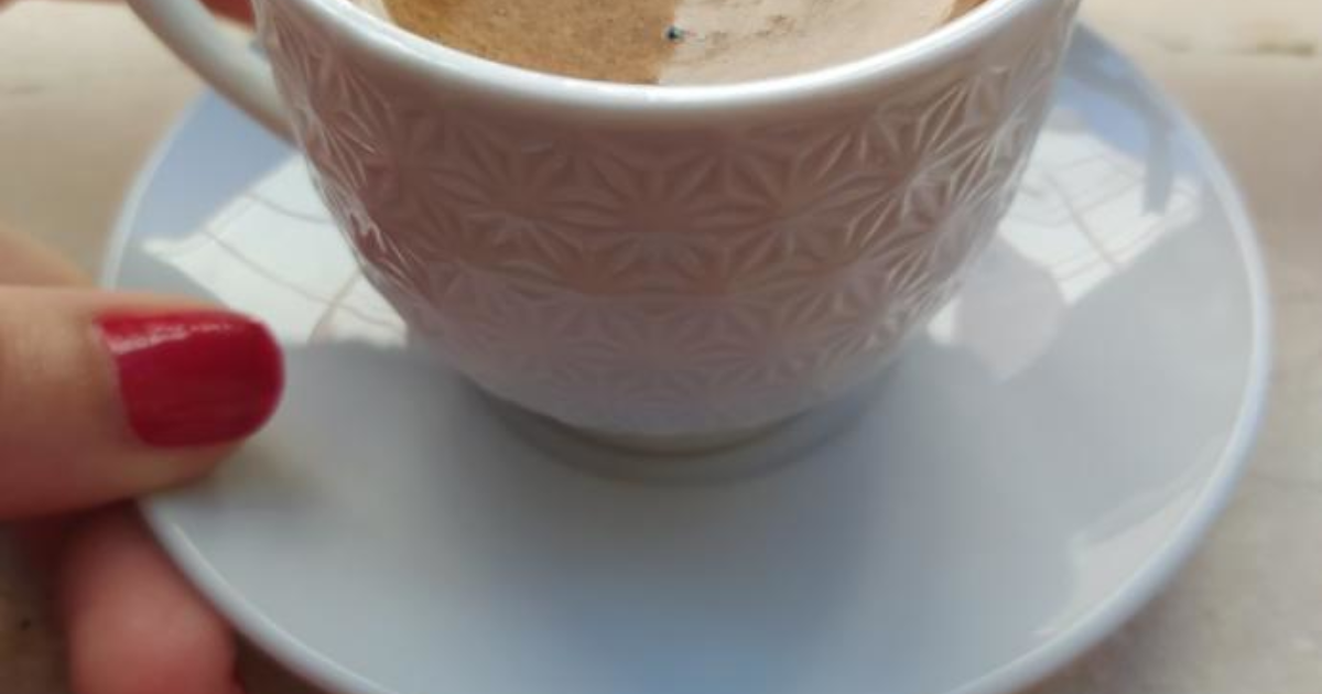 Bir kahvesi içelim mi? KizlarSoruyor