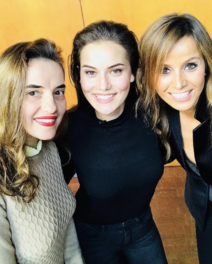 Fahriye Evcen mi daha güzel Tuvana Türkay mı?