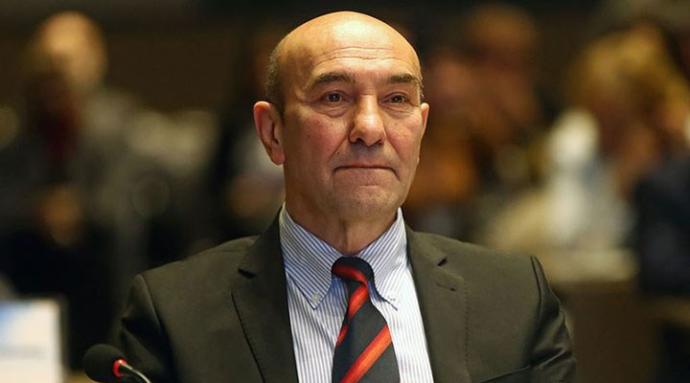 CHPli İzmir Büyükşehir Belediyesi Başkanı Tunç Soyere Verilen Tepkiler Hakkında Ne Düşünüyorsunuz?