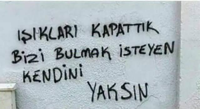 Duvara bir yazı yazacak olsanız ne yazardınız?