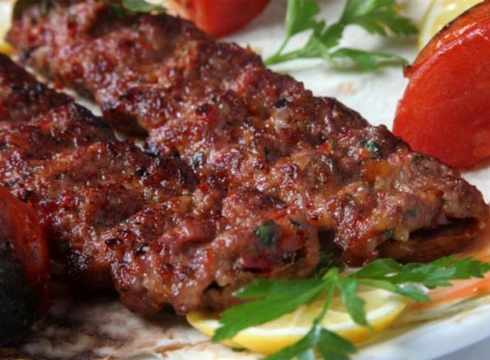 Adana kebap acılı mı, acısız mı olur?