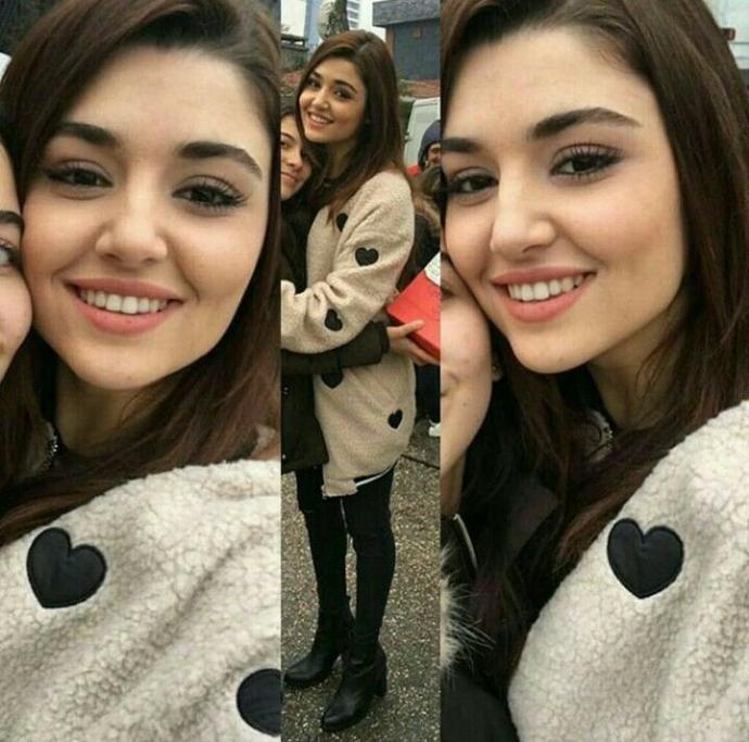 Hangisi daha güzel sizce Hande ercel mi Gamze Erçel mi?