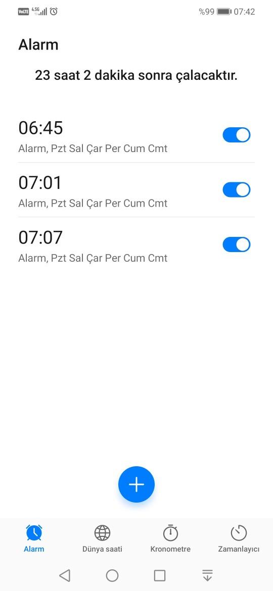 Sabahları uyanmak için kaç tane alarm kuruyorsunuz?