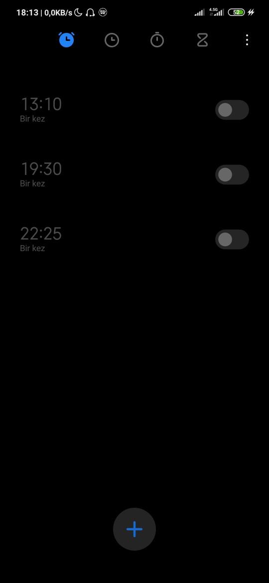 Sabahları uyanmak için kaç tane alarm kuruyorsunuz?