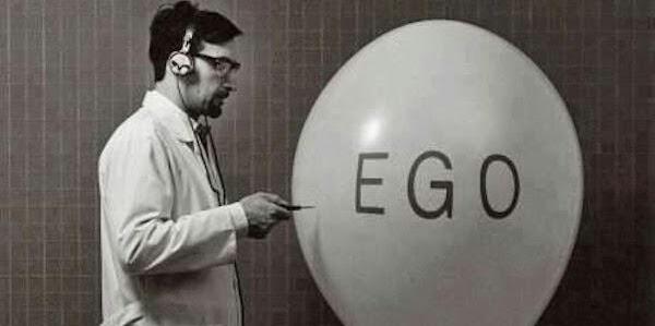 Öz güven ve ego arasındaki fark nedir?