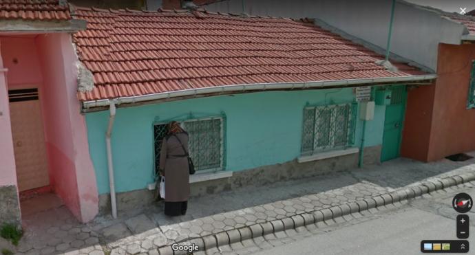 Gizlice başkasının evini gözetlediğiniz oluyor mu hiç?