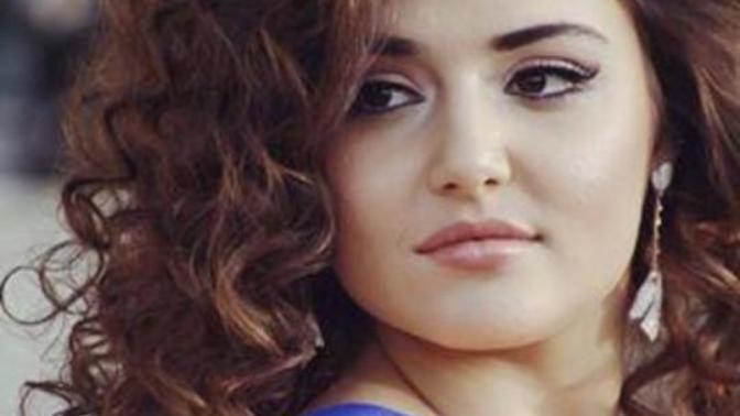Hande erçelin yüzüne yaptırdığı şeylerin adı nedir, neler yaptırdı da yüzü böyle oldu?