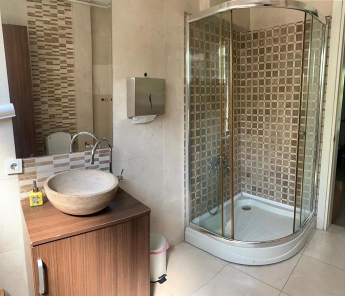 Banyo İçin Etkili Temizlik Malzemesi Nedir?