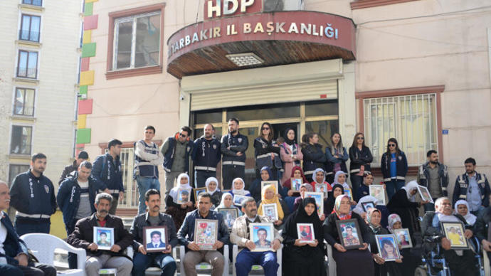 HDP Kapatılmalı mı?