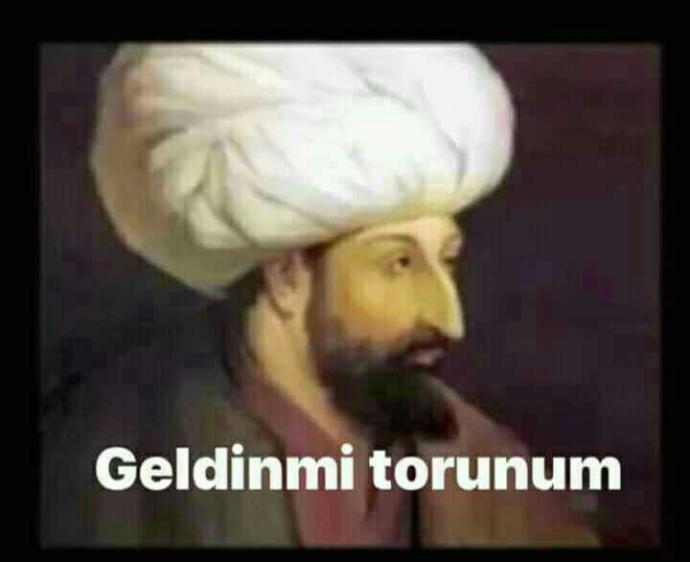 Netflix'te önerebileceğiniz dizi/film var mı?