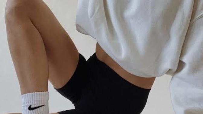 Beyaz nike çoraplar niye moda oldu?