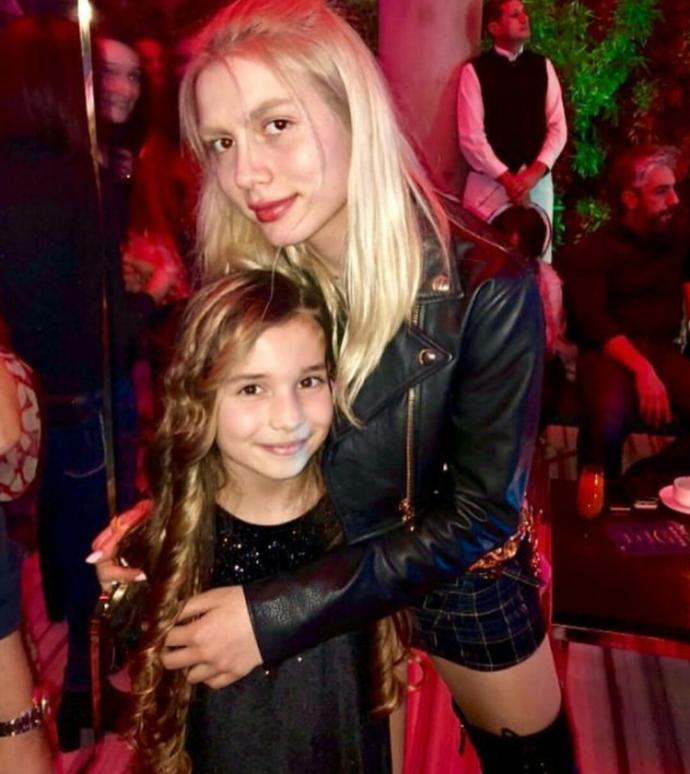 Aleyna tilki hem çirkin hemde sahte sarışın mı?