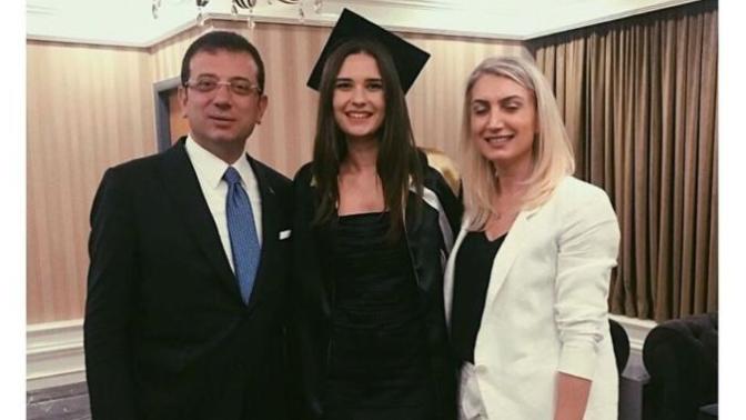 İBB'ye" Kariyeri olmadığı iddaa edilen Özge Türkyılmaz. Kariyer danışmanı olarak atandı. Bu konu hakkında ne düsünüyorsunuz?