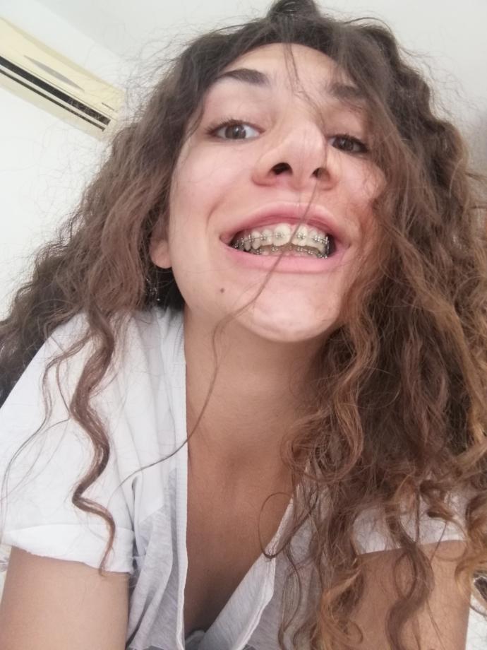 Sevgilim bana gülme diyor, sizce neden?