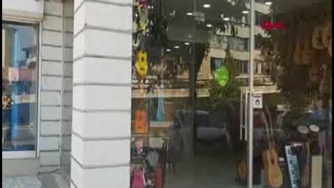 "Kız arkadaşıma dokundu" dedi, döverek öldürdü. Bu konuda düşünceleriniz nedjr?