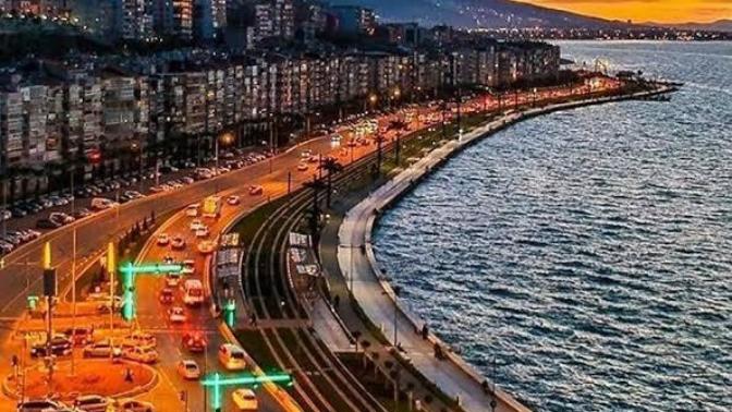 İzmir'de 1 günlük tatil için bir yer önerir misiniz?