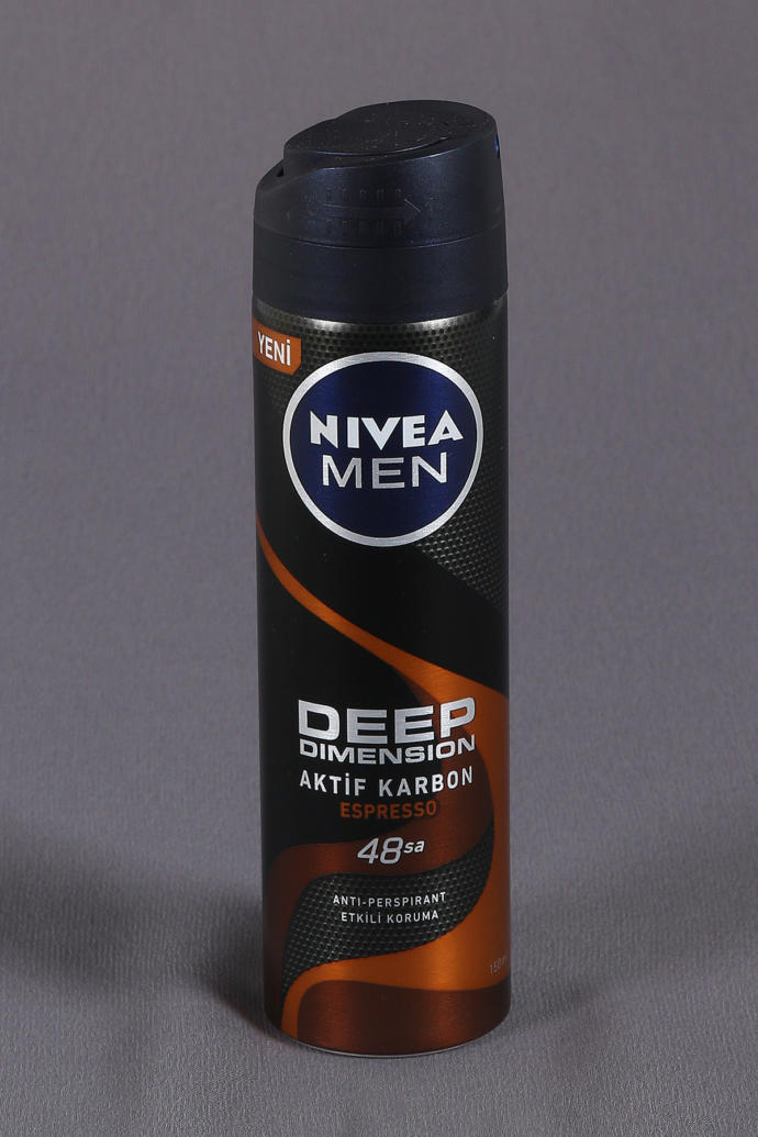 En iyi erkek deodorant hangisi, erkek deodorant önerisi olanlar yardımcı olabilir mi?