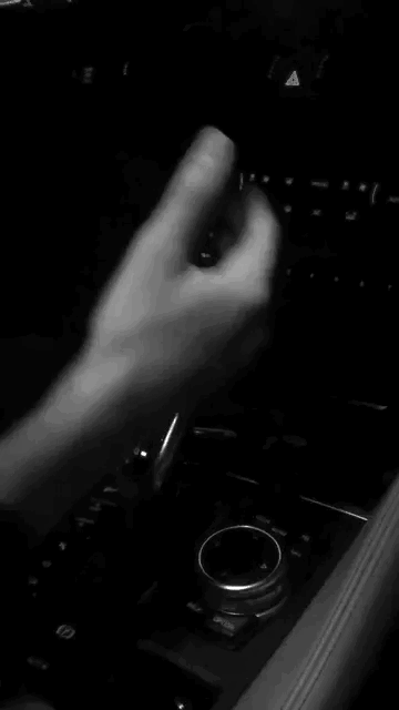 Sevgiliniz/ Partneriniz/ Eşiniz sizinle birlikte Swinger club’e gitmek istediğini söylese tepkiniz ne olurdu?