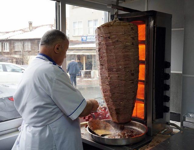 İstanbul’da en iyi ve lezzetli döner nerede yenir?