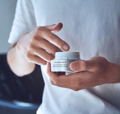 Erkek saç dökülmesine çözüm önerileriniz var mı?