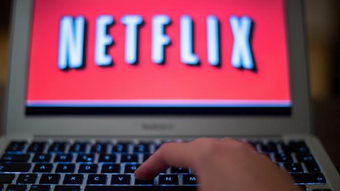 Netflix temel paket özellikleri nasıl? Yeterli mi? Kullananlar bilgi verir misiniz?