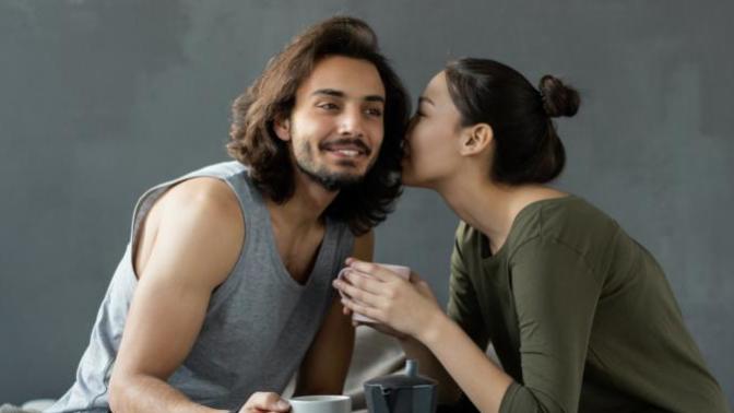 Karşı cins kanka ile sarmaş dolaş olmak, cinselliği tetikleyebilir mi?