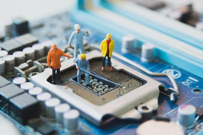 Ktü yazılım mühendisliği mi, Sakarya elektrik elektronik mühendisliği mi?