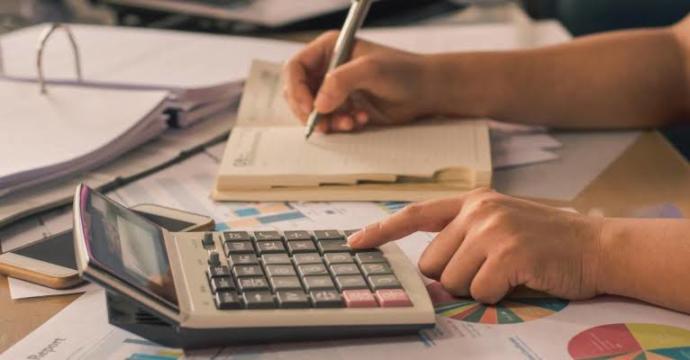 Sizce okumak mı, ticaret yapmak mı geleceğe daha sağlam yatırım olur?