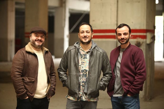 Kesinlikle izlenmesi gereken, bölüm süresi kısa dizi önerir misiniz?