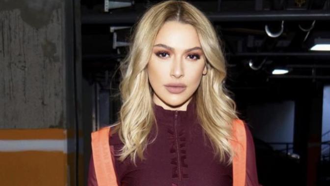 Hadise mi daha güzel Ezgi Eyüboğlu mu?