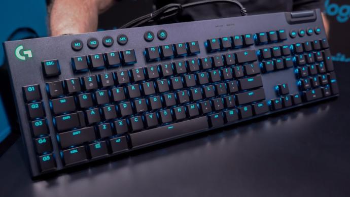 Logitech G815 LightSync RGB