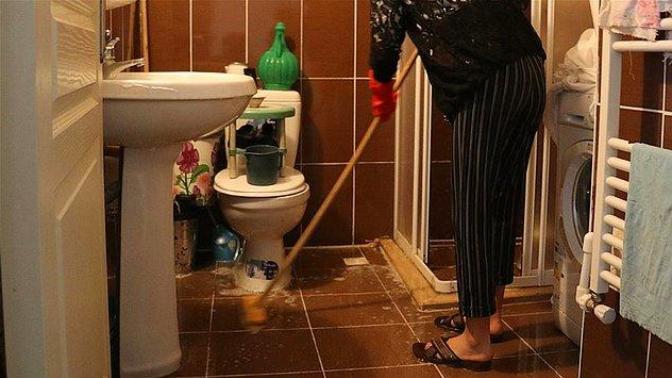 Temizlik hastası olan eşine boşanma davası açtı. Eşiniz hayatı zindan edecek derecede titizse ne yapardınız?